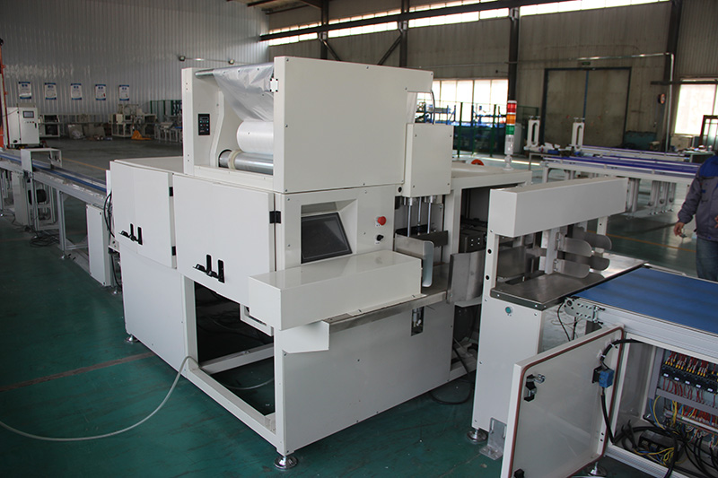 �ԄӰ�Ĥ�b��